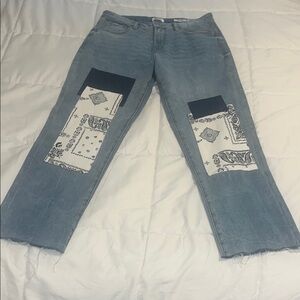 Kensie Blue women’s The slim Jeans with Distressed Patchwork size 6